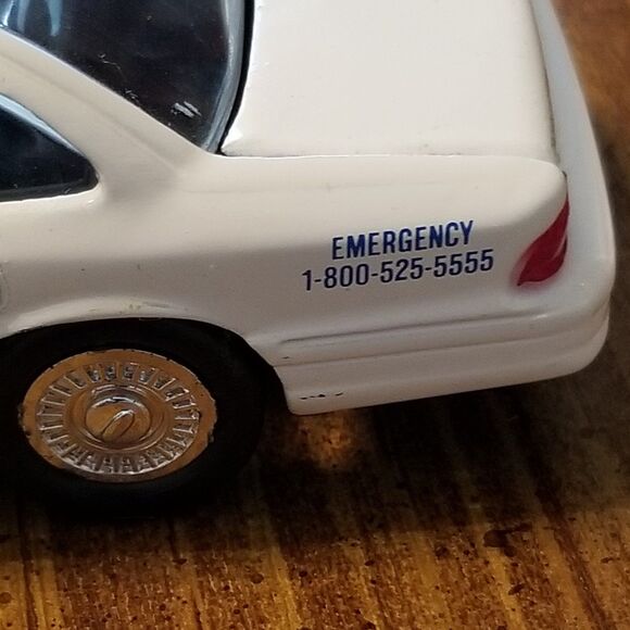 Nebraska State Patrol Road Champs die cast police car 1:43 scale - Picture 4 of 12